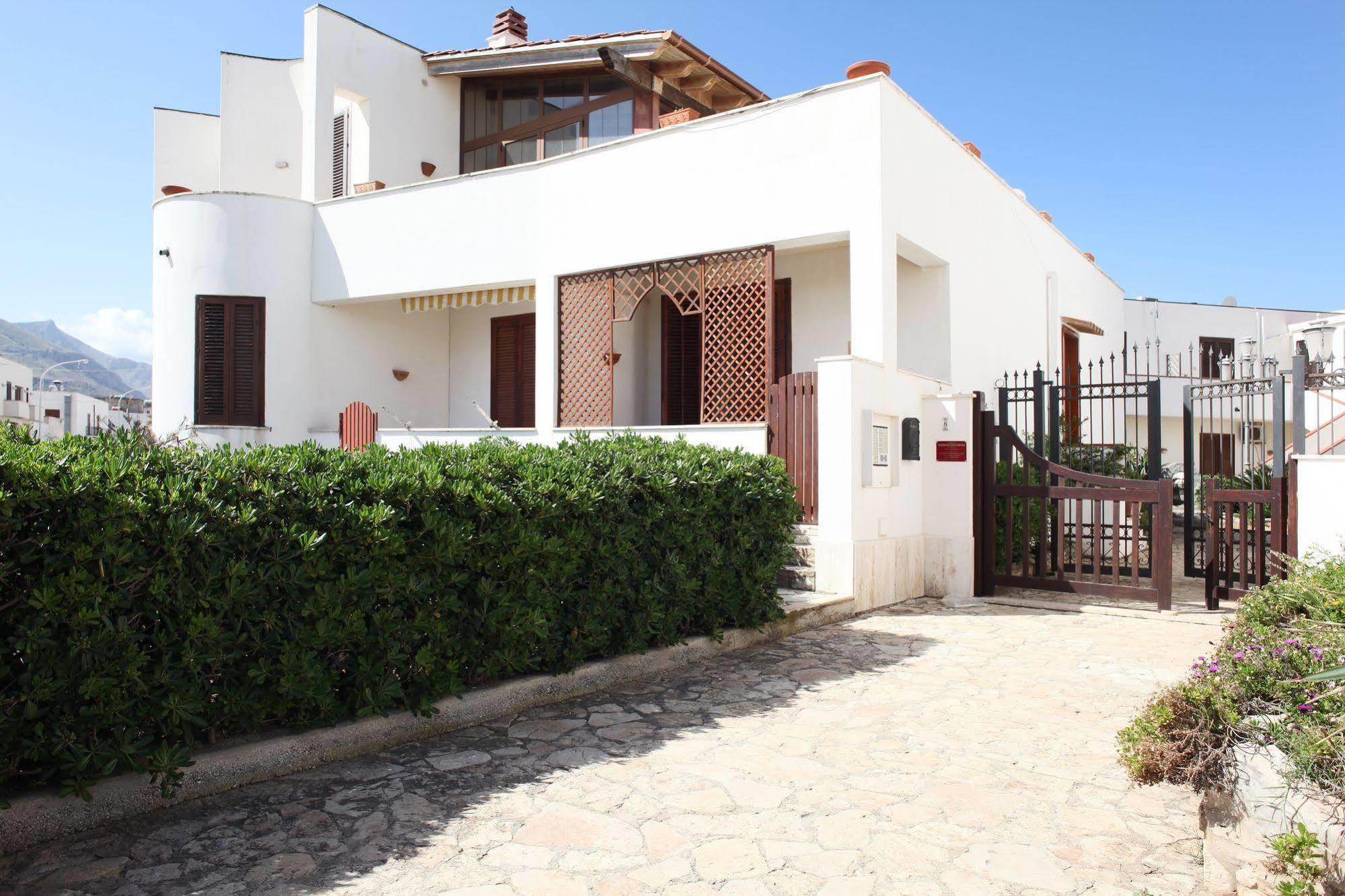 I Tre Golfi Lägenhet San Vito Lo Capo Exteriör bild